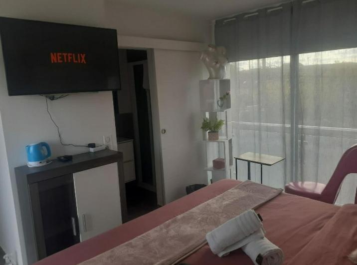 Love Room Seduction Tremblay-en-France Exterior foto